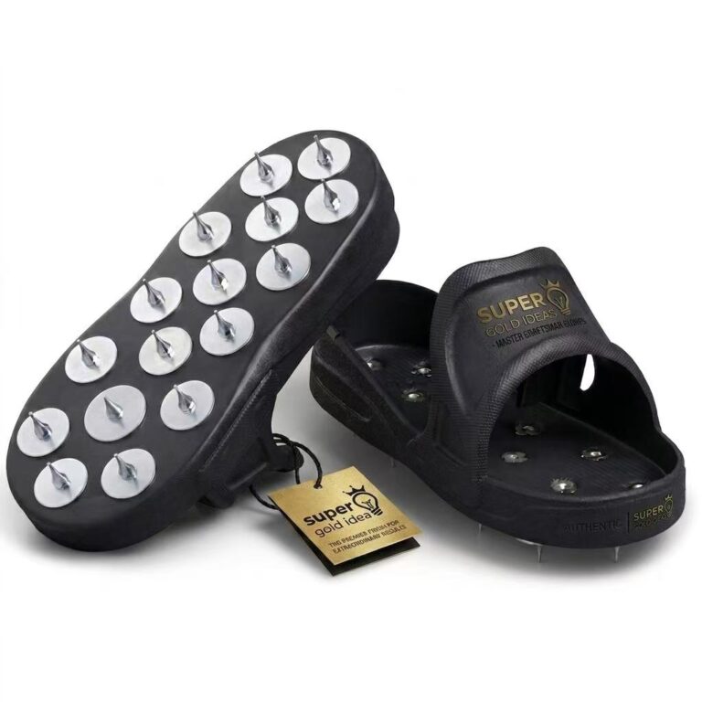 shoe-in spiked shoes